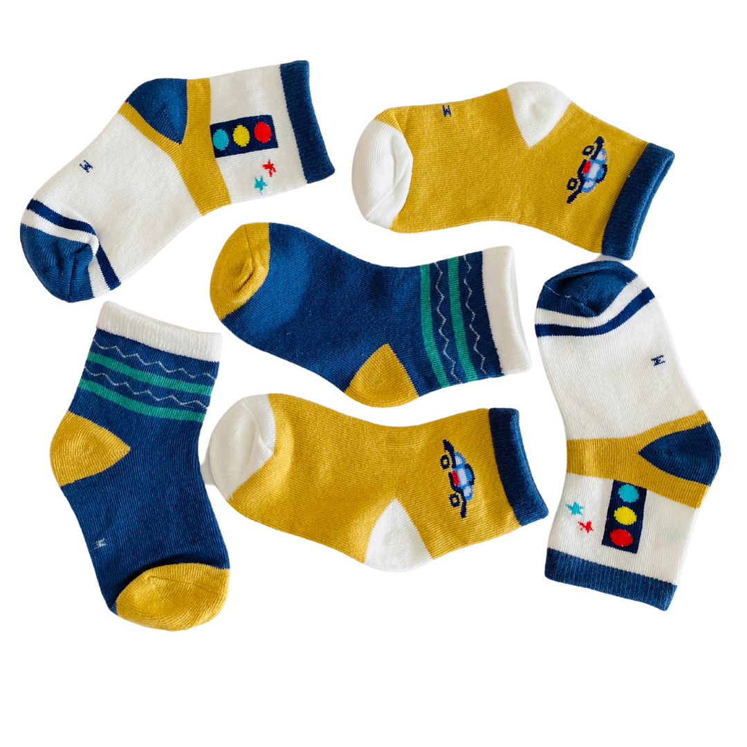 Socks (3 pairs)